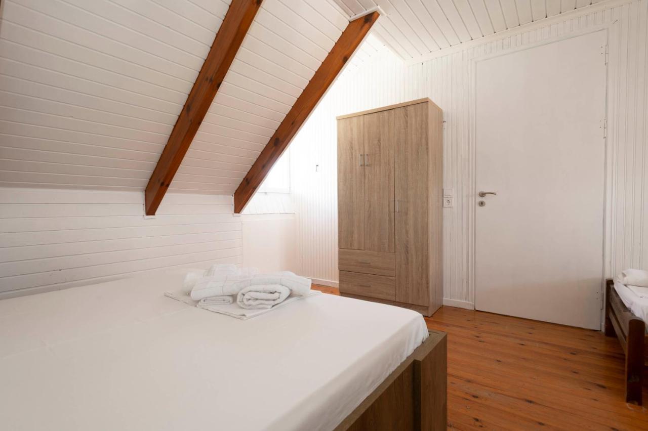 Giorgos House Attic Apartment Gialova Luaran gambar