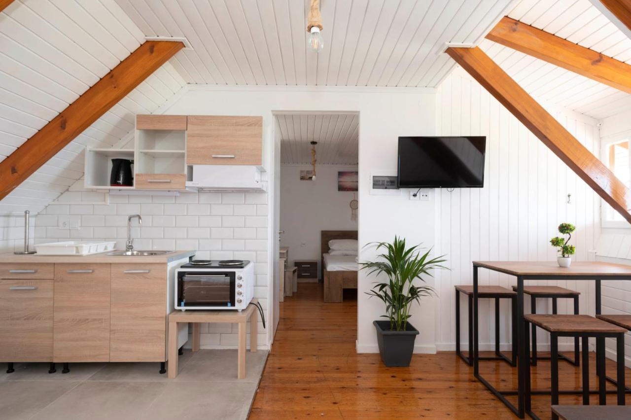 Giorgos House Attic Apartment Gialova Luaran gambar